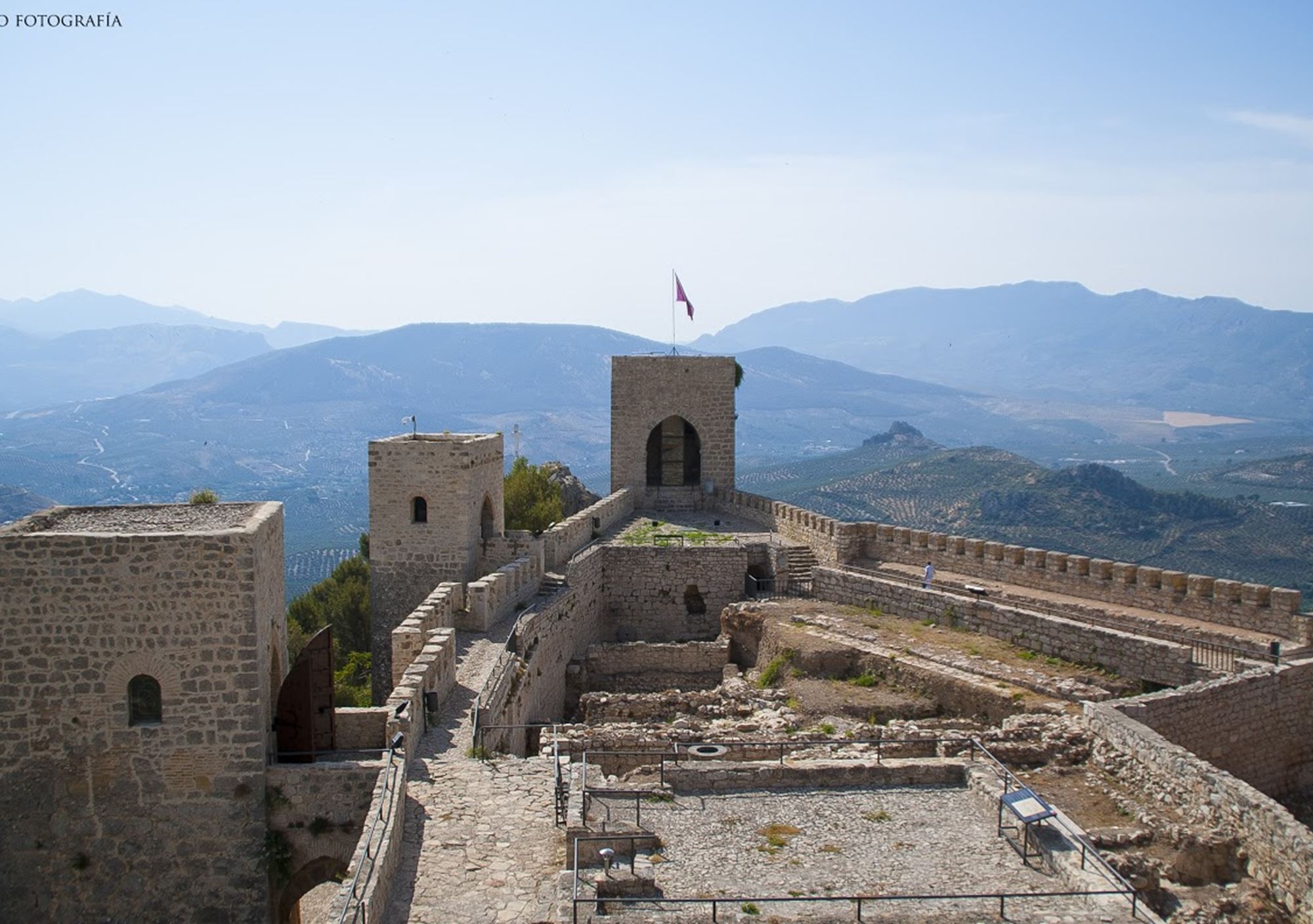 reservar online tours guiados al Castillo de Santa Catalina en Jaén